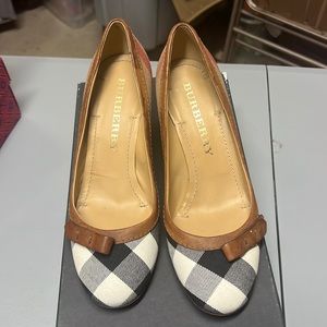 Burberry heels